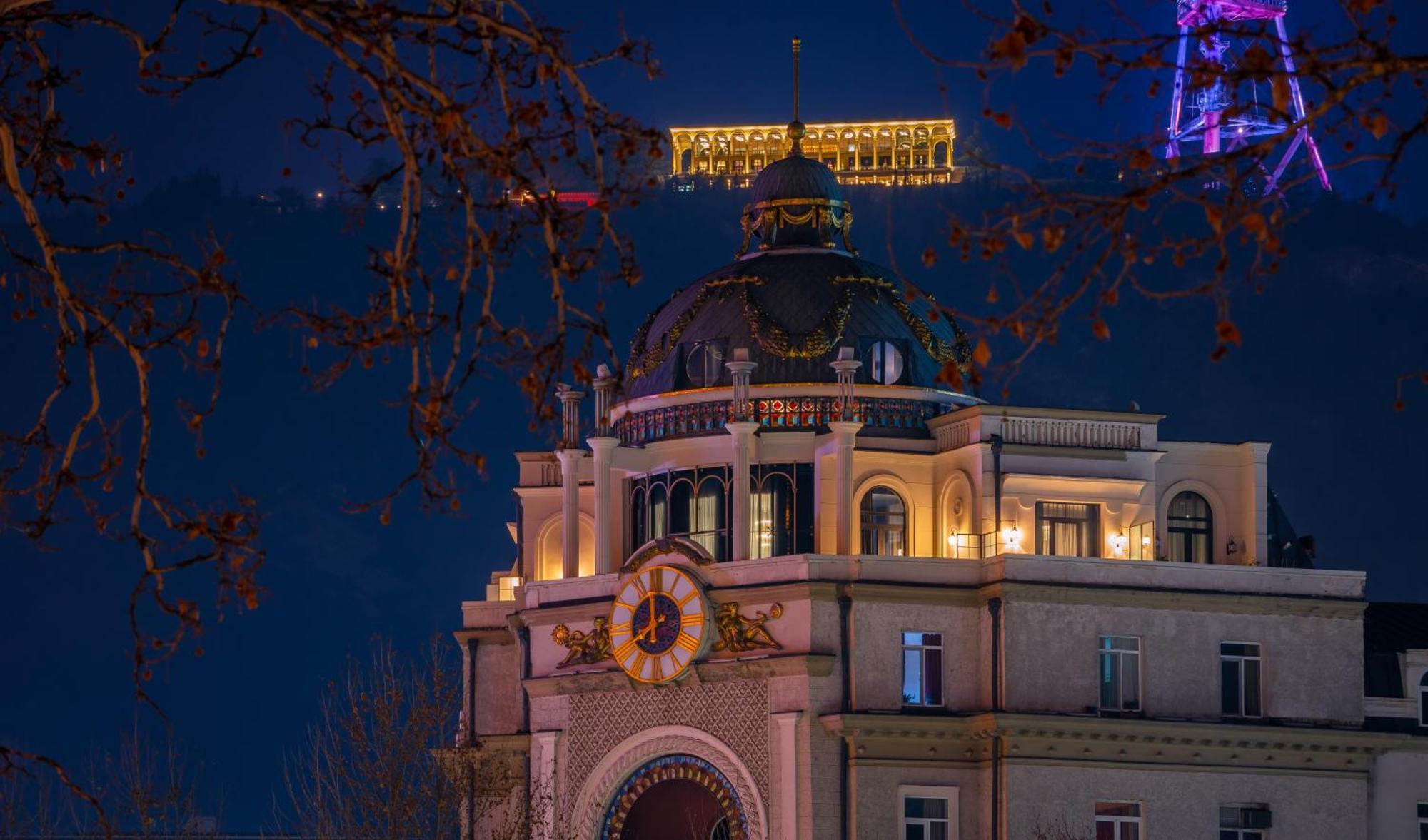 Zorba&Bond Boutique Hotel Тбилиси Экстерьер фото